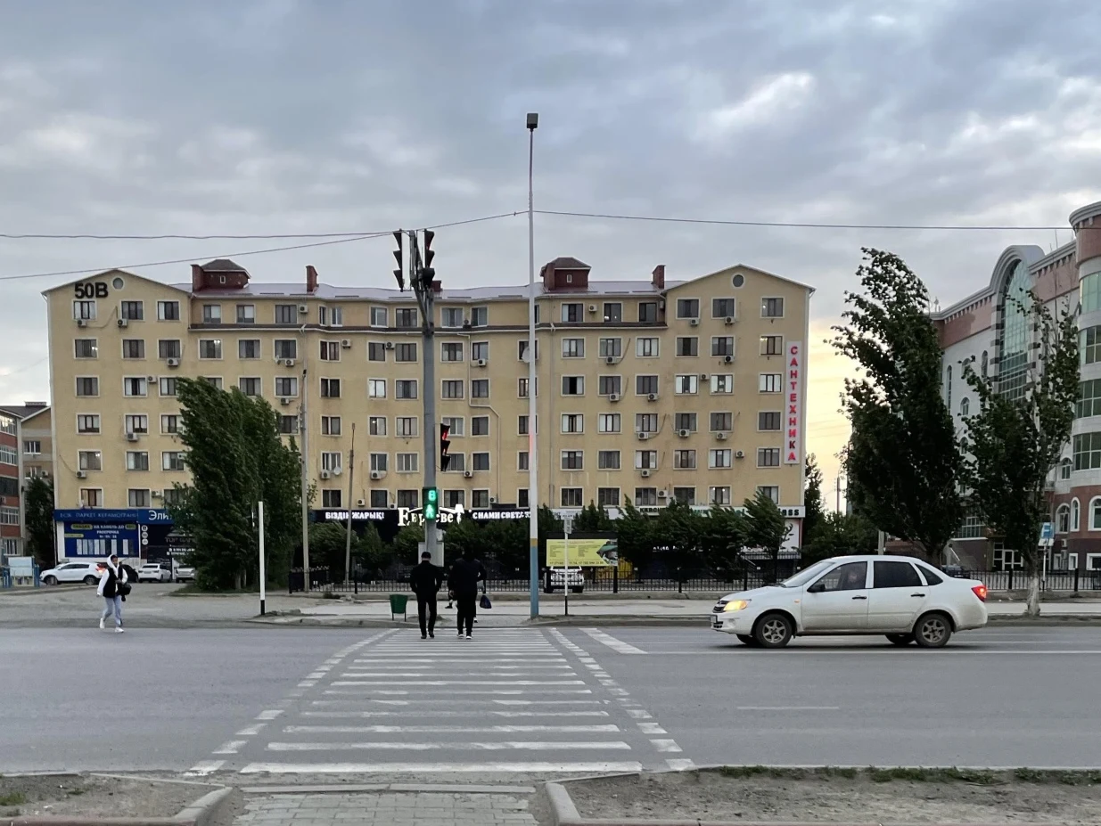 Филиал суреті: Ақтөбе, Ә. Молдағұлова даңғылы